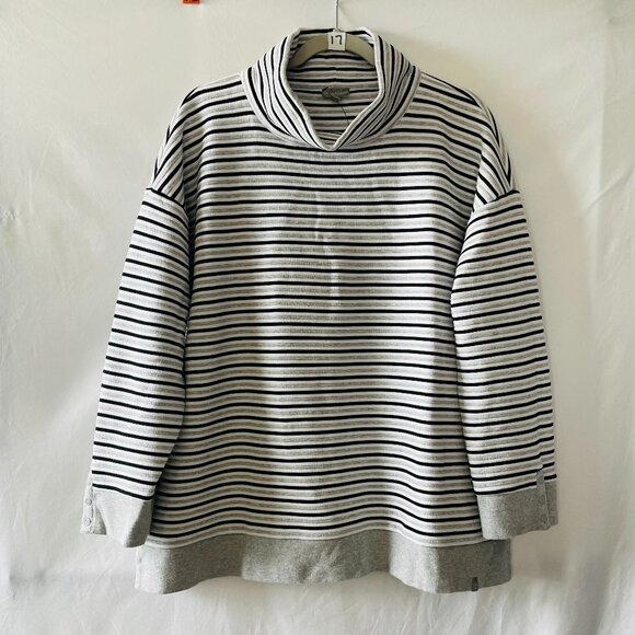 T By Talbots Womens White Black Turtleneck Striped Pullover Top Size X-Large - Picture 1 of 9